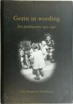 Cläry Benjamins-Schalekamp 105279 - Gezin in Wording een familieportret 1925-1940
