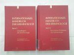 Schneider, Hans Joachim (Hrsg.): - Internationales Handbuch der Kriminologie Bd. 1 & 2: