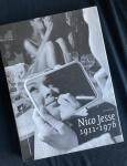 Jesse, Nico ;  Flip Bool; Sandra Felten ; Willem Frederik Hermans - Nico Jesse 1911-1976 ; Monografieën van Nederlandse fotografen - Monographs on Dutch photographers #11.
