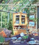 RETOUR PATRICK & ANDRE STEEGMANS - HARMONIE VAN HUIS & TUIN * in nauw contact met de aarde * een uitgelezen plek om jezelf  te vernieuwen * altijd een beetje lente in huis * het jaar rond feest in de tuin * glas als overgang naar het groen * werken en genieten *