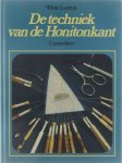 Elsie Luxton - De techniek van de Honitonkant