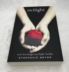 Meyer, Stephenie - Twilight saga Twilight / een levensgevaarlijke liefde