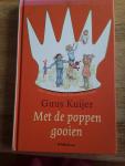 Guus Kuijer - Met de poppen gooien