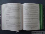Pierre, Michel et Gayet, Caroline. - Ma bible de l'herboristerie : les plantes, mode d'emploi : en tisanes, en gélules, en huiles essentielles, en élixirs floraux. 50 plantes et autres produits naturels - 100 pathologies traitées.