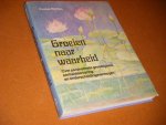 Rijntjes, Paulus. - Groeien naar Waarheid. Over paranormale gevoeligheid,, eenheidservaring en onderscheidsvermogen.