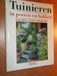 Colborn, Nigel - Tuinieren in potten en bakken