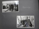 Bruijn, Ab de (fotografie). - Fotoalbum. "Ter herinnering aan de uitgevoerde herstel- en Baanverzwaringswerken van de spoorlijn Dordrecht-Willemsdorp 1945-1946".