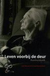 Leen Plessers, Linda Geerits - Leven Voorbij De Deur