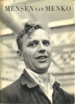 JESSE, Nico - Mensen van Menko. Menko people / le monde de Menko. foto's / photographs / photographies Nico Jesse. tekst / text / texte Martie Verdenius.