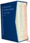 WERKMAN, HENDRIK NICOLAAS. & BLOM, FRANS R.E; WILLEM VAN KOPPEN EN MIEKE VAN DER WAL. - Hendrik Nicolaas Werkman. Brieven rond De Blauwe Schuit 1940-1945. Deel 1 en 2. In cassette. isbn 9789085064794