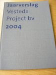 Gerards, Pier (ontwerp0 i.s.m. Maud van Rossum en Ton vander Ven  (foto; Philip Driessen en Kim Zwarts en Airphoto Netten) - Jaarverslag  Vesteda  Project BV bv 2004
