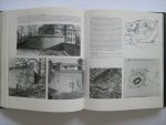 Neumann,Hartwig. - Festungsbaukunst und Festungsbautechnik. Deutsche Wehrbauarchitektur vom XV. bis XX. Jahrhundert. Mit einer Bibliographie deutschsprachiger Publikationen über Festungforschung und Festungsnutzung 1945-1987. Neumann,Hartwig. - Festungsbaukunst und Festungsbautechnik. Deutsche Wehrbauarchitektur vom XV. bis XX. Jahrhundert. Mit einer Bibliographie deutschsprachiger Publikationen über Festungforschung und Festungsnutzung 1945-1987.