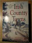 Anngret Simms, John Harwood Andrews - Irish Country Towns