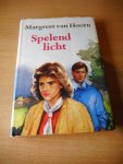 Hoorn, Margreet van - Spelend licht