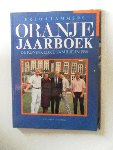 Lammers, Fred. J. - Oranje jaarboek De koninklijke familie in 1990
