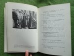 Mello, Jacques van - GERAARDSBERGEN 1068-1974 Analytische bibliografie van de stad Geraardsbergen