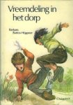 Barbara Bartos-H ppner (1923-) / Vert.: L.M.A. Vuerhard. - Vreemdeling in het dorp.