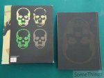 Patrice Farameh. - Skull Style: Skulls in Contemporary Art and Design. [Camouflage cover]
