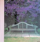 Strong, Roy - A small garden designer's handbook