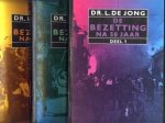 JONG, DR. L. DE - De bezetting na 50 jaar deel 1,2 en 3. Compleet