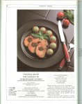 KIT VAN TULLEKEN *  en Jan van Gestel Vertaald door K. Maclean Redactie Wendy Gibbons  Produktie Maureen Kelly rollade in tomatensaus - RUND- EN KALFSVLEES NIEUWE STIJL * gemarineerd rundvlees met aardappels en sperzibonen * paupiettes van kalfsvlees met avgholemonosaus * chinese eiermi met rundvlees * rund vlees met sinaasappel