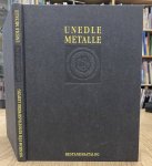 EBERLE, MARTIN. - Bestandskatalog der Sammlung Unedler Metalle. Europäisches Kunsthandwerk aus Bronze, Messing, Kupfer und Eisen vom 12. bis zum 19. Jahrhundert.