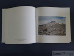 Monique Petri (photogr.) and Maryvonne Perrot (text). - Lights of Ladakh.