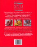 Wareing , Marcus . & Shaun Bill . & Charlie Trotter . & Lyn Hall . & Henk  Noy  . [ ISBN 9789059562639 ] 5021 - Handboek Snijtechnieken . ( Voorsnijden, hakken, kleinsnijden, fileren. ) Hoe ontbeen je een lamsbout? Hoe wordt een vis gefileerd? Wat is de beste manier om een ui te snijden? 'Handboek snijtechnieken' laat u stap-voor-stap zien hoe u de perfectie -