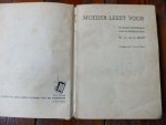 Hulst, W.G. van de - Moeder leest voor: Voorlees-vertellingen voor de kleintjes. (serie Moeder-bibliotheek)