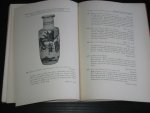 Veilingcatalogus - Porcelains, Jades, Carved Ivories, Rock Crystal, Stained Glass, Property of the estates of the late Frederick. R. Kaldenberg, John C.Lalor  Mr. L.J. Lippmann,