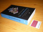 Duijn, Jaap van - De schuldenberg. Hoe de wereldwijde schuldenlast ons allemaal gaat raken