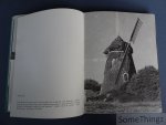 Devyt, Chr. (tekst) en G. Van Damme (foto's). - De Belgische windmolens: toestand op 1 januari 1975. Devyt, Chr. (tekst) en G. Van Damme (foto's). - De Belgische windmolens: toestand op 1 januari 1975.