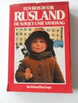 McDowell, Bart e.a.; Illustrator : Conger, Dean e.a. - Een reis door Rusland de Sovjet-unie vandaag