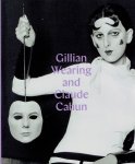 HOWGATE, Sarah - Gillian Wearing and Claude Cahun. Behind the mask, another mask.