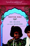 Nafisa Haji 63909 - De hand van mijn moeder
