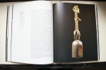 Laure Meyer - beelden, maskers, sieraden  ZWART AFRIKA  met meer dan 170 illustraties in kleur