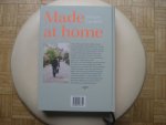 Giorgo Locatelli - Made at home / Ruim 150 Italiaanse familierecepten / Nederlandse tekst Giorgo Locatelli - Made at home / Ruim 150 Italiaanse familierecepten / Nederlandse tekst