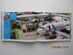 Meijer, Marc  &  Josta Rutten - KLM  Engineering & Maintenance : 90 years in frames.  Fotoboek met begeleidende tekst in het Nederlands & Engels)