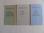 Updike, Daniel Berkeley. - A broad and humanizing employment. - Of Muffins and Millinery. - On menus & music programmes. [ Beperkte oplage, maar aantal onbekend ].