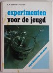 Catherall E A, Holt P N, vert. Bolk L, ill. Quilliam Nicholas - Experimenten voor de jeugd Experimenteren met water
