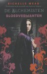 Richelle Mead - Bloedverwanten