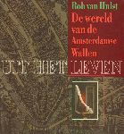 Hulst, Rob van - Uit het leven. De wereld van de Amsterdamse Wallen.  softcover, 112 blz.