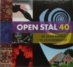 Gerritsma, Jan ; Madeleine Klein Schiphorst ; Annemieke Mintjes e.a. - Open Stal 40. 40 jaar kunst in Oldeberkoop. Jubileumboek 1971-2011.
