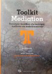 Schonewille , M. A. [ ISBN 9789054543473 ] 1919 - Toolkit Mediation . ( Resultaat bereiken als manager, mediator en onderhandelaar . ) Toolkit Mediation  is een waardevol naslagwerk voor de praktijk. De Toolkit geeft een overzicht van het grote scala aan instrumenten dat u ter beschikking staat in -