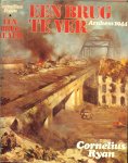 Ryan Cornelius  vertaling door Ton Stam - Een brug te ver Arnhem 1944  ... met veel foto's onder andere  Jan van Hoof