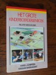 Schippers, Hans & Margadant, Marjan - Het grote kinderboerderijenboek. Relatie mens en dier
