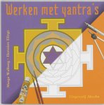 Marga Walburg 253598 - Werken met yantra's