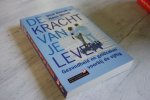 Knook, Dick en Ulrich, Hans - DE KRACHT VAN JE  LEVEN.