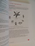 Schoot, E.J. van der Leegwater, A.N. - Examenbundel VWO Biologie 2013 - 2014