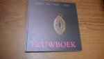 Eeuwcommissie Onder Ons - Onder Ons 1903-2003. Eeuwboek. Honderd jaar leerlingenvereniging van de Rijks Hoogere Burgerschool en Scholengemeenschap voor havo en vwo Schravenlant, Schiedam